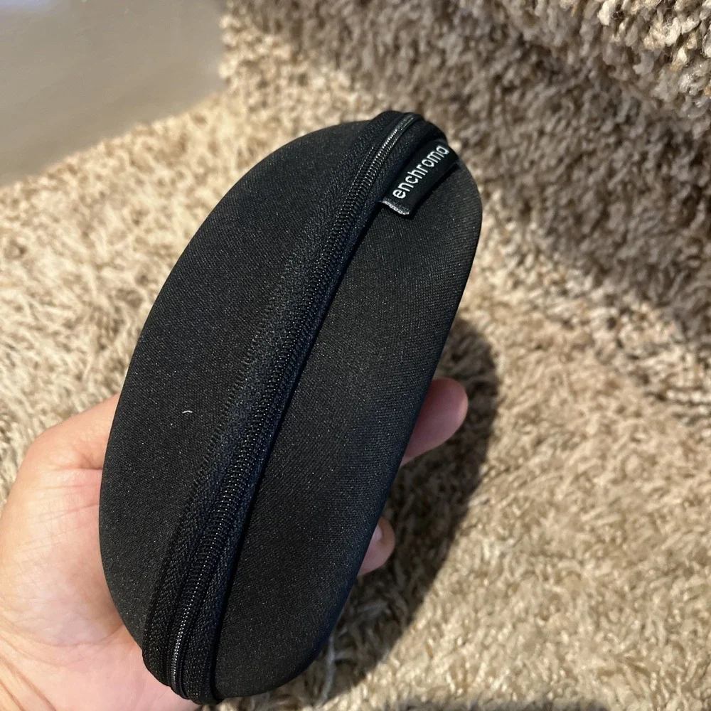 enchroma glass carrying black case